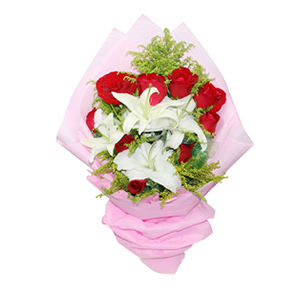 鲜花/粉爱粉爱你: 9枝红玫瑰，2只多头百合
 [包 装]：粉色