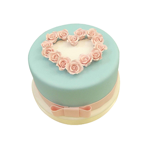 蛋糕/【翻糖蛋糕】倾心相遇:鲜奶鸡蛋胚+别致翻糖造型
祝 愿:爱心蛋糕翻糖礼盒