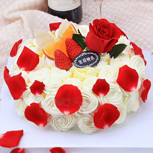 蛋糕/玫瑰色恋人: 新鲜时令水果搭配玫瑰花装饰，甜蜜而又浪漫
 