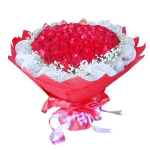 鲜花/穿越时空的爱: 99枝红玫瑰
 [包 装]：白色纱网内衬，红